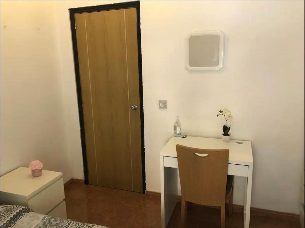 Habitacion En Piso Compartido En Malaga Capital Extérieur photo