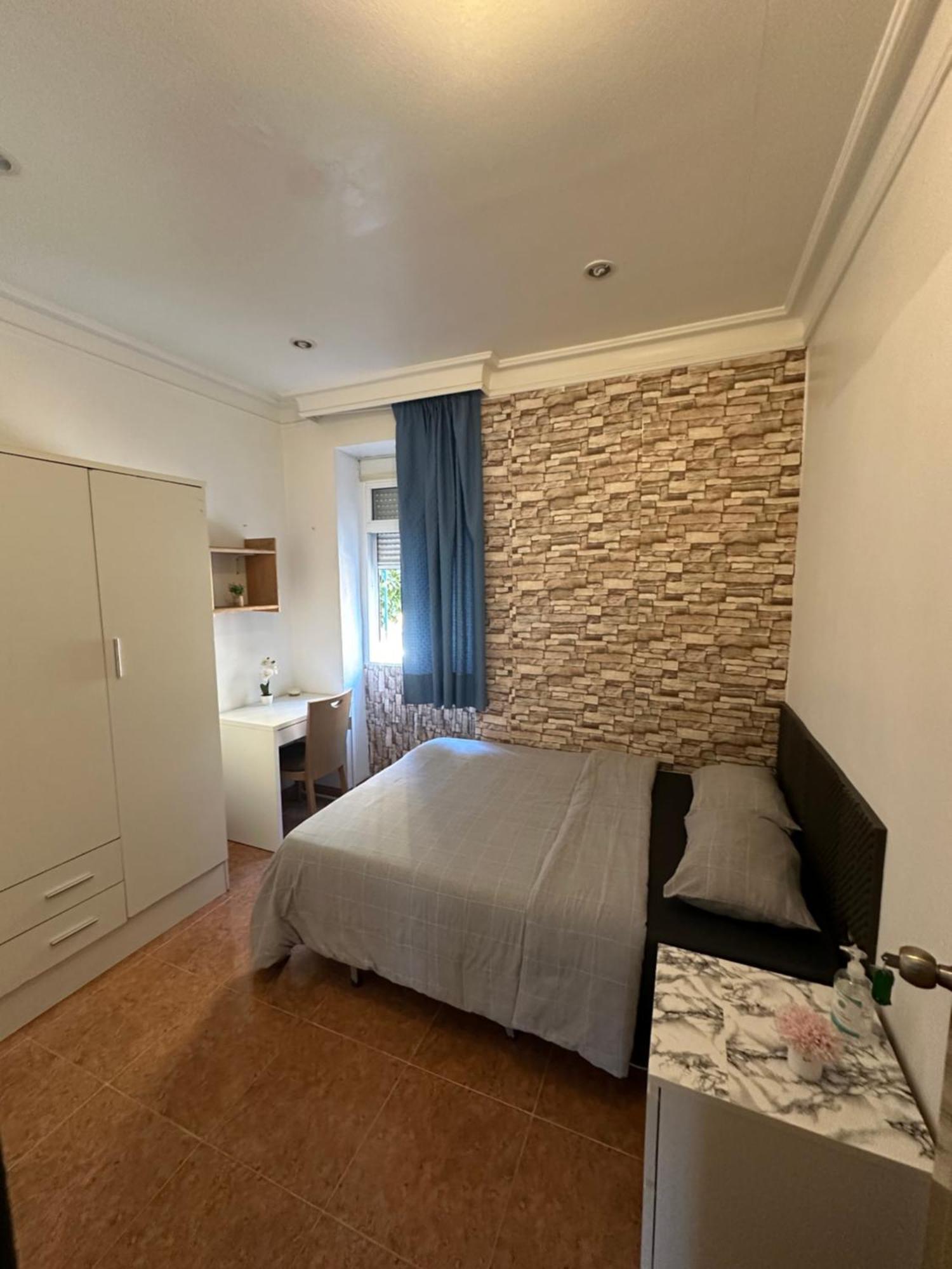 Habitacion En Piso Compartido En Malaga Capital Extérieur photo